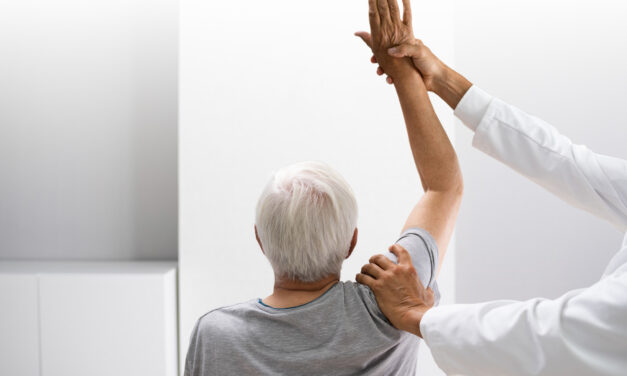 Physical Therapy Is Key To Reducing Age-Related Pain & Mobility Issues