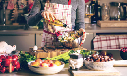 5 STRATEGIES for Balanced Eating This Holiday Season